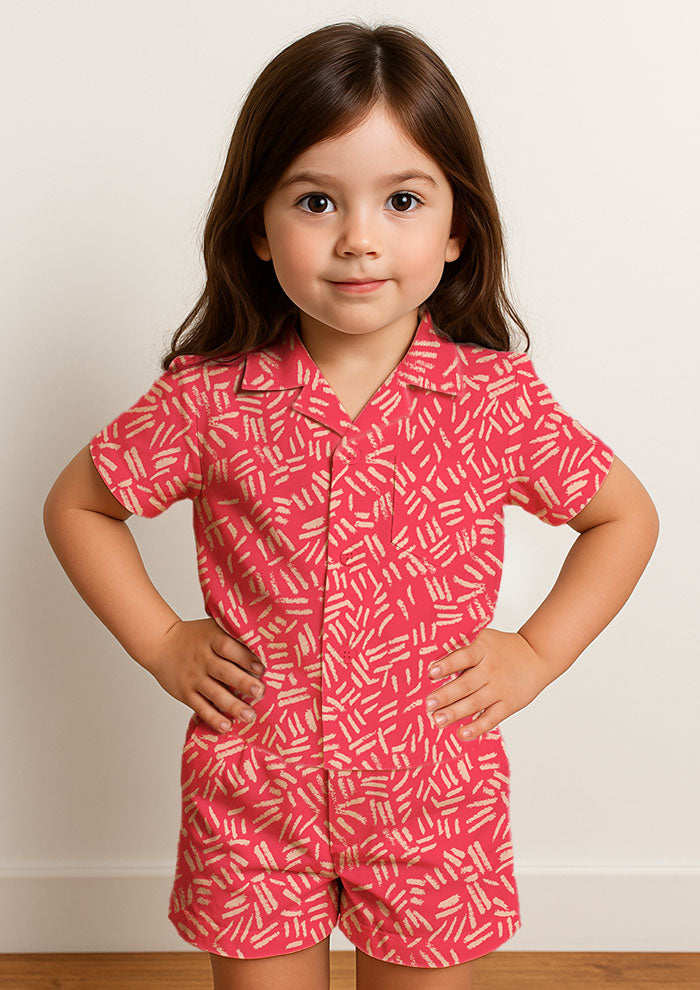 Kids pyjamas with earthy textured surface pattern – strong pencil marks suggesting cracked dry ground and natural etchings. Striking, energetic design for bold children’s sleepwear.